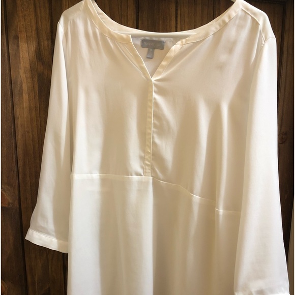 Beautiful White Tunic - Picture 1 of 3